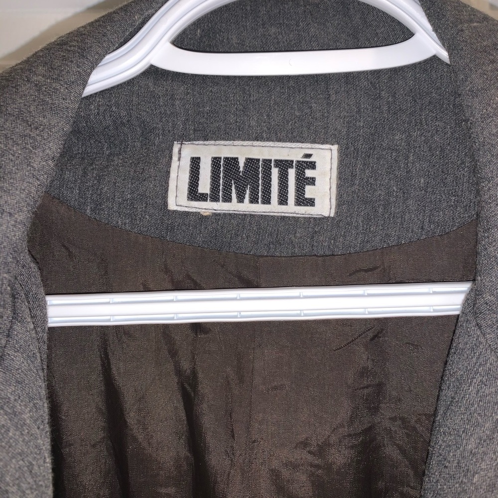 Suit jacket - Picture 2 of 4